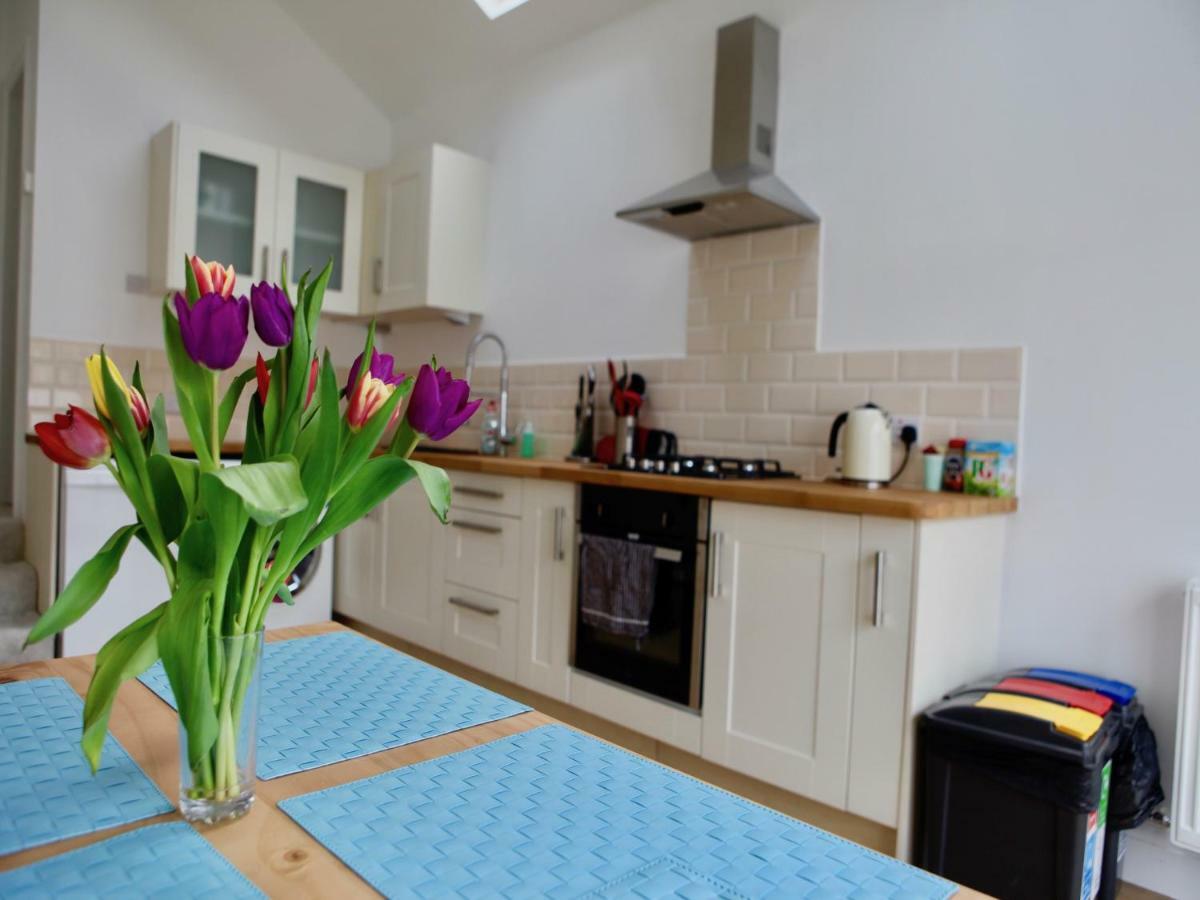 Cosy Room Near Westfield Stratford ลอนดอน ภายนอก รูปภาพ